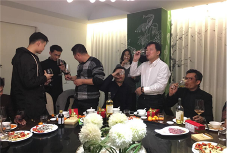 歲末狂歡！2018 IDAC彥翔設(shè)計(jì)迎新答謝年會  